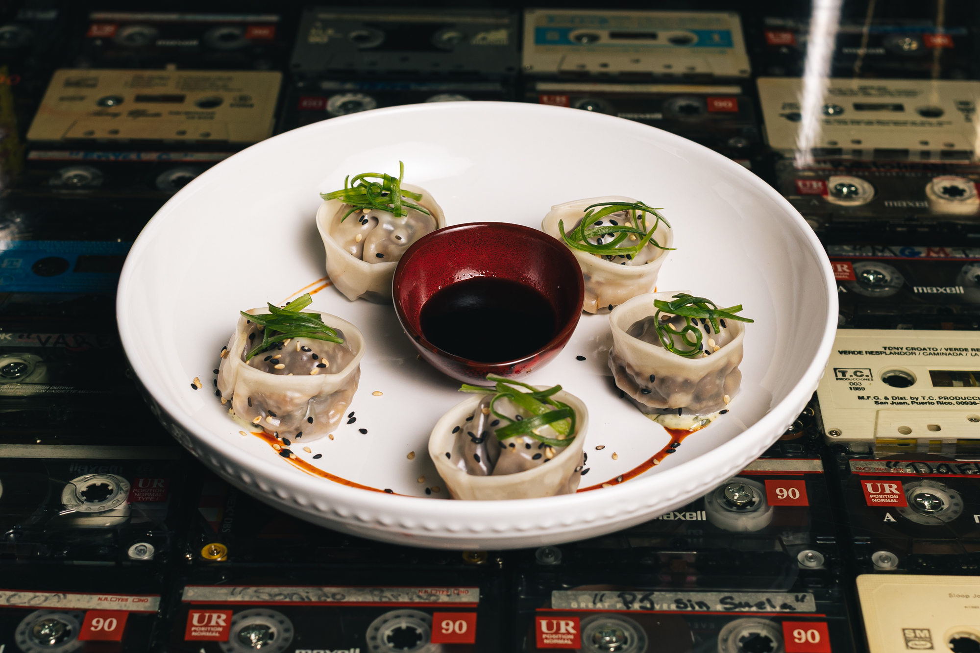 Food Dish Cassets Bar